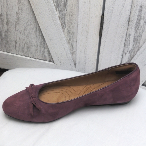 Clarks Shoes - Clarks Indigo Purple Suede Ballet Bow Flats 6.5